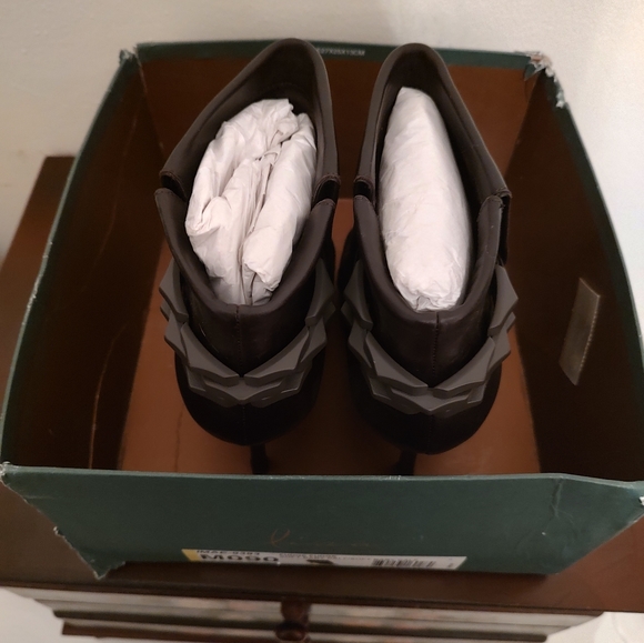 Sexy Black Ankle Boot by Lisa for Donald J. Pliner - Picture 9 of 12